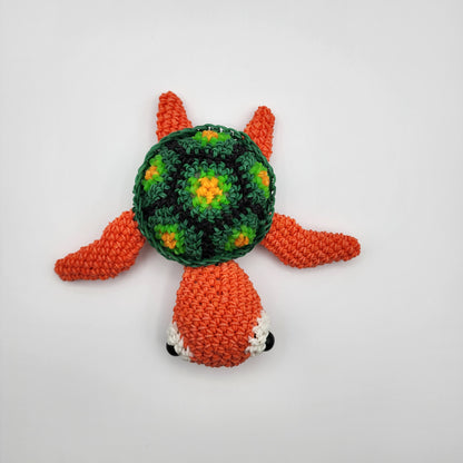 Loomigurumi Sea Turtles with Glow in the Dark Eyes