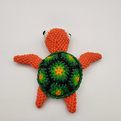 Loomigurumi Sea Turtles with Glow in the Dark Eyes