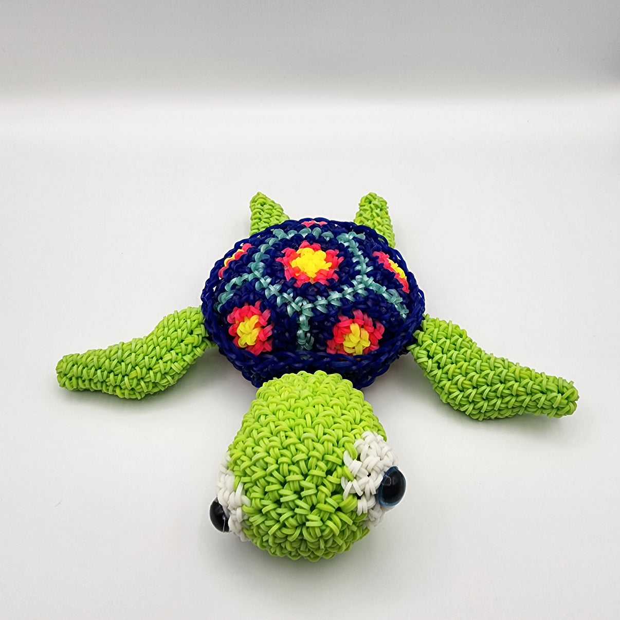 Loomigurumi Sea Turtles with Glow in the Dark Eyes & UV Reactive Shell ...