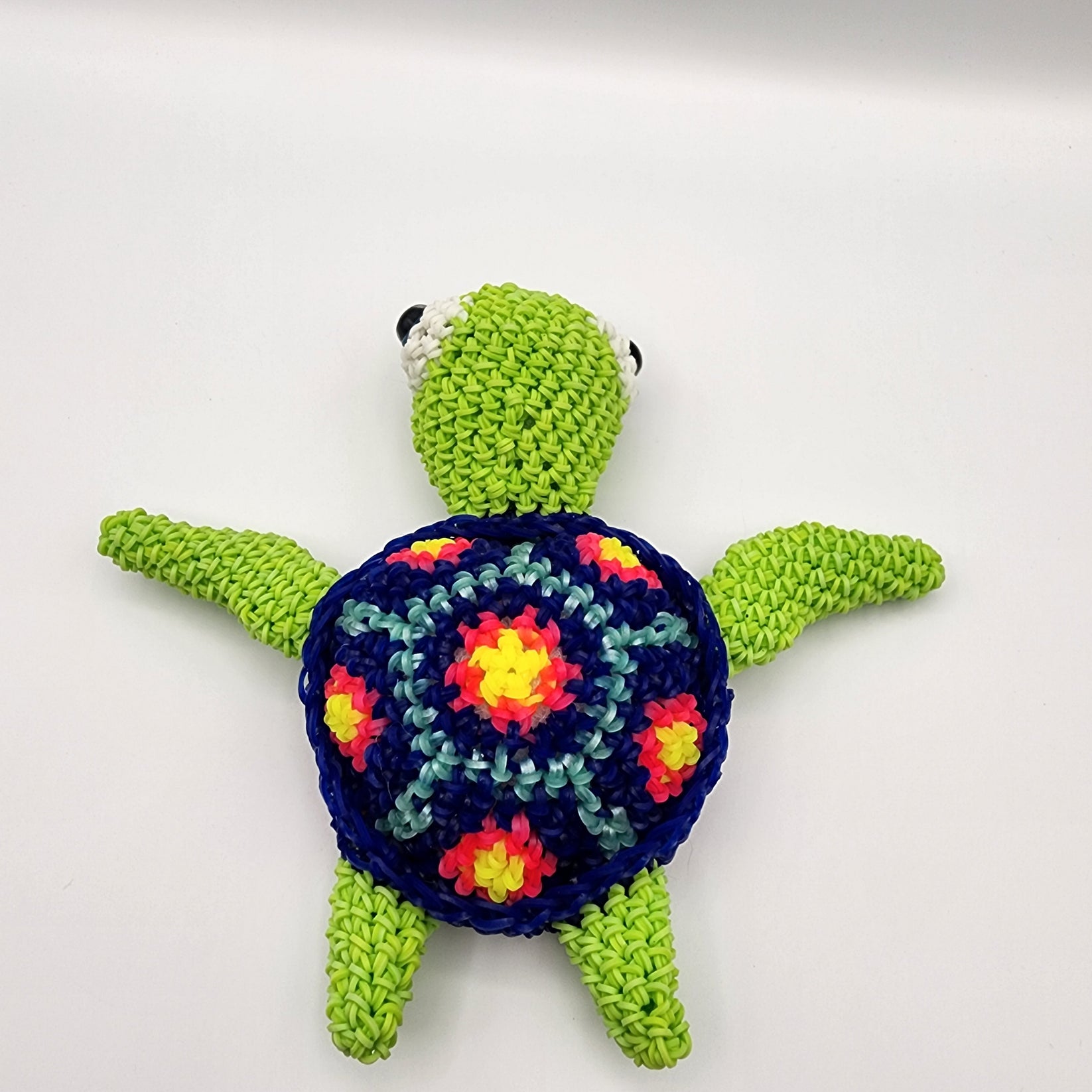 Loomigurumi Sea Turtles with Glow in the Dark Eyes & UV Reactive Shell ...