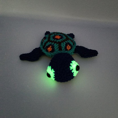 Loomigurumi Sea Turtles with Glow in the Dark Eyes & UV Reactive Shell Bands