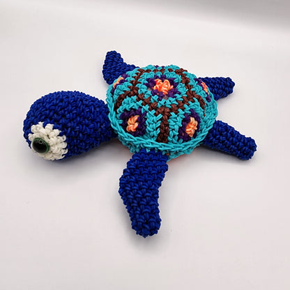 Loomigurumi Sea Turtles with Glow in the Dark Eyes & UV Reactive Shell Bands