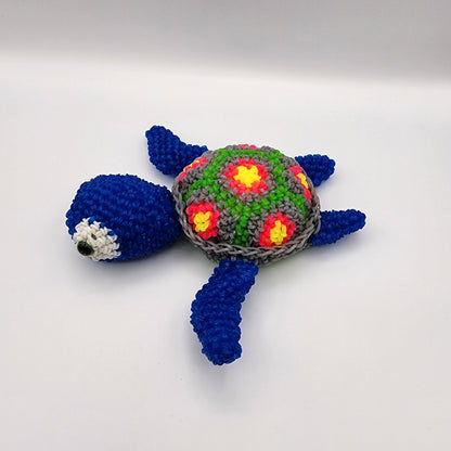 Loomigurumi Sea Turtles with Glow in the Dark Eyes & UV Reactive Shell Bands