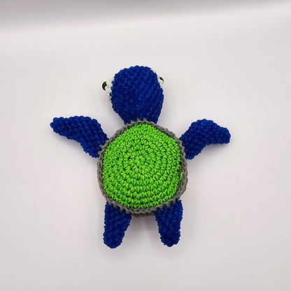 Loomigurumi Sea Turtles with Glow in the Dark Eyes & UV Reactive Shell Bands