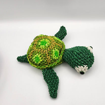 Loomigurumi Sea Turtles with Glow in the Dark Eyes