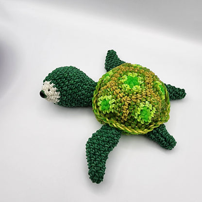 Loomigurumi Sea Turtles with Glow in the Dark Eyes