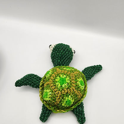 Loomigurumi Sea Turtles with Glow in the Dark Eyes