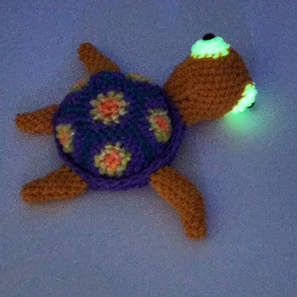 Loomigurumi Sea Turtles with Glow in the Dark Eyes & UV Reactive Shell Bands