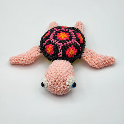 Loomigurumi Sea Turtles with UV Reactive Shell Bands