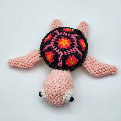 Loomigurumi Sea Turtles with UV Reactive Shell Bands