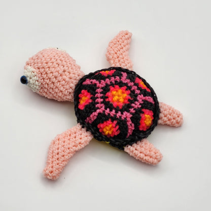 Loomigurumi Sea Turtles with UV Reactive Shell Bands