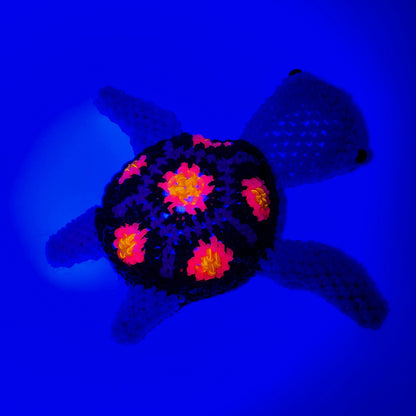 Loomigurumi Sea Turtles with UV Reactive Shell Bands