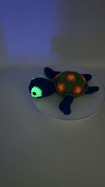 Loomigurumi Sea Turtles with Glow in the Dark Eyes & UV Reactive Shell Bands